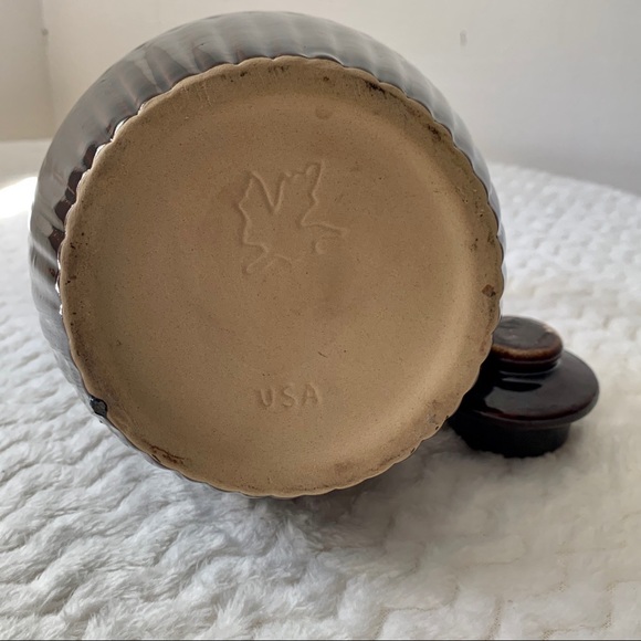 Vintage Western Stoneware Monmouth Pottery Brown Drip Glaze Pitcher with Stopper - Picture 6 of 7